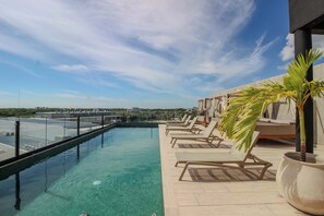 Pool - Chic Studio w/ Rooftop Pool & Gym in Tulum (Tulum)