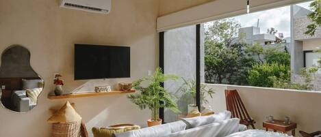 2 habitaciones, tabla de planchar con plancha, wifi y ropa de cama