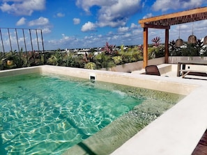 Pool - Bright & Centric 2BR Loft w/ Rooftop Pool (Tulum)