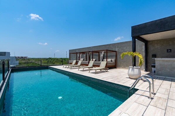 Pool - Luxury Studio w/ Rooftop Pool, Padel Court & Gym (Tulum)