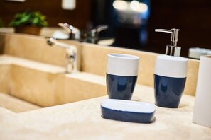 Shower, hair dryer, towels, shampoo - Modern Jungle Condo w/ Private Pool & Terrace (Tulum)