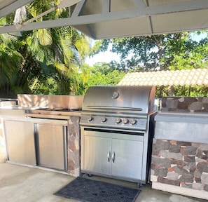 Grill-/Picknickplatz