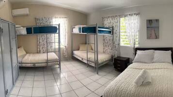 Family House, 3 Bedrooms, Shower Grab Bars, Mountain View | Down comforters, iron/ironing board