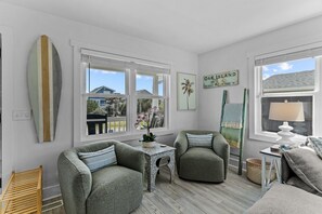 Smart-tv, videospelletjes, een dvd-speler en een filmbibliotheek