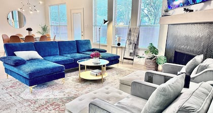 Modern & upgraded in a quiet neighborhood - 4 bedroom with flex space.