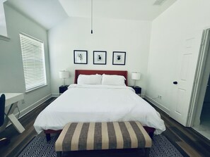 5 Schlafzimmer, Bügeleisen/Bügelbrett, Reisekinderbett, kostenloses WLAN