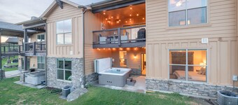 Black Rock Ridge by Luxury Mountain