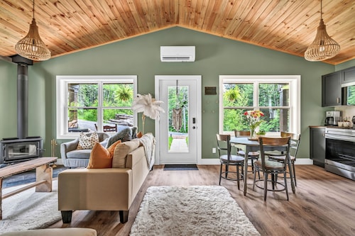 Cozy, stylish, and surrounded by nature; Sojourn Hideaway is the perfect getaway