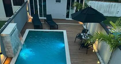 Sunset House