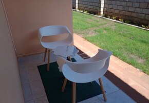 Standard Single Room | Living area