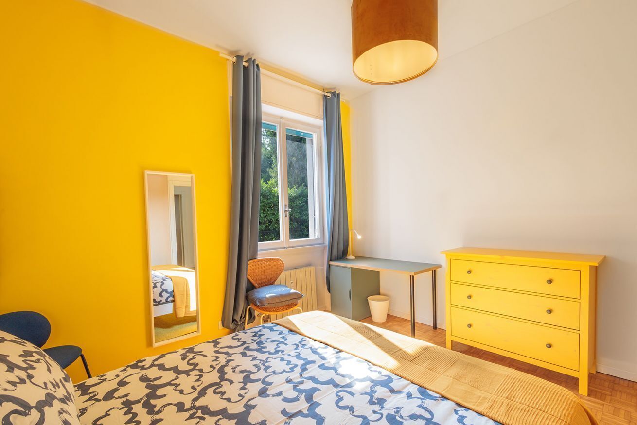 2 chambres, fer et planche à repasser, Wi-Fi, draps fournis