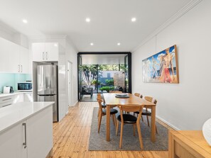 The Mitchell Bondi Garden 3 | In-room dining - The Mitchell Bondi (North Bondi)