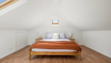 The Mitchell Bondi Sun Terrace 1 | Desk, laptop workspace, blackout curtains, iron/ironing board