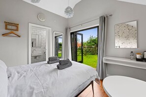 8 habitaciones, wifi y ropa de cama 