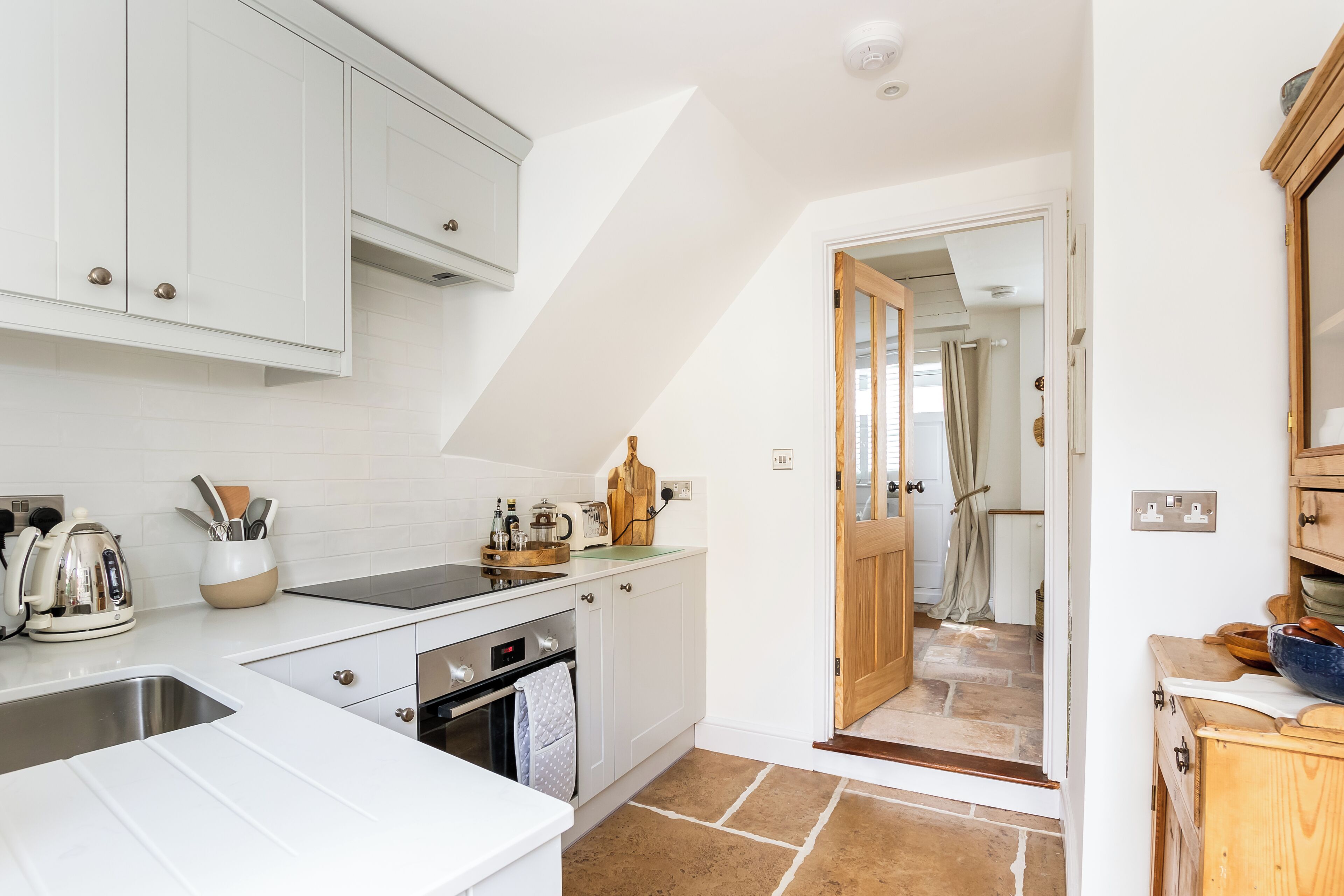 House | Private kitchen | Electric kettle, toaster