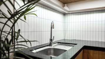 Suite, Balcony, City View | Private kitchen