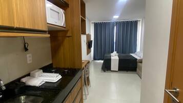 Classic-Studio, Stadtblick | Eigene Küche | Kühlschrank, Mikrowelle, Herdplatte, Kochgeschirr/Geschirr/Besteck