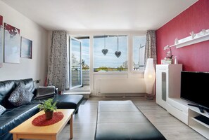 Televisión, tenis de mesa y estéreo 