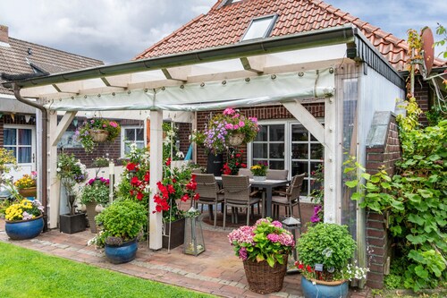 Ferienwohnung Haus Helene" mit gemeinsamer Terrasse, Gemeinschaftsgarten und Wi-Fi