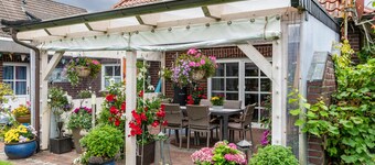 Apartment 'Ferienwohnung Haus Helene' with Shared Terrace, Shared Garden and Wi-Fi