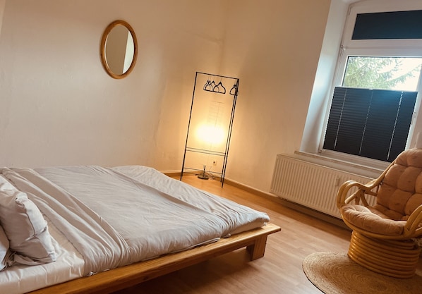 2 habitaciones, wifi gratis y ropa de cama