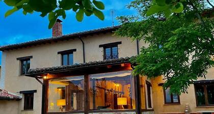 Country House 'La Manzana' with Mountain View, Wi-Fi and Air Conditioning