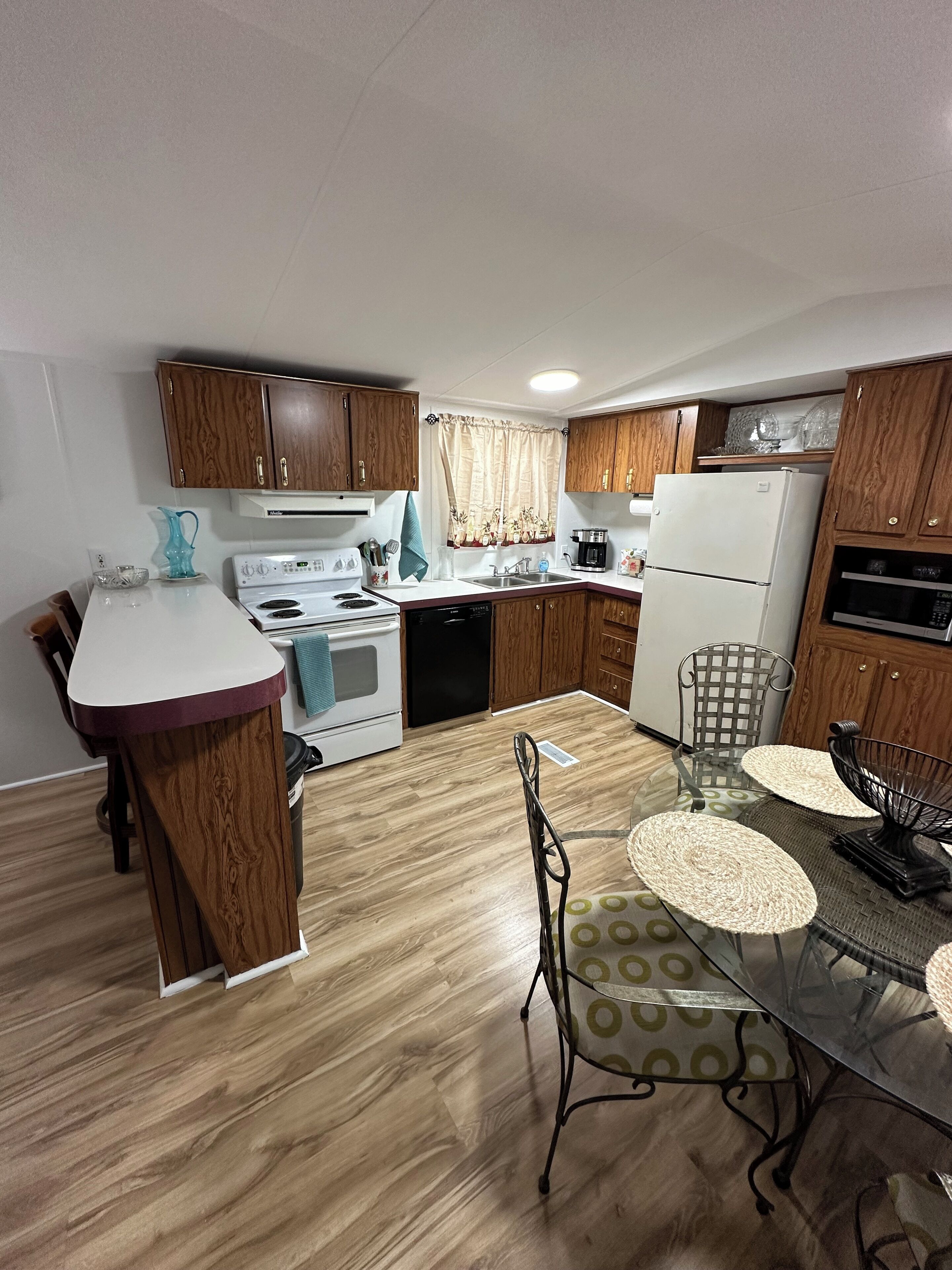 Microwave, oven, stovetop, dishwasher