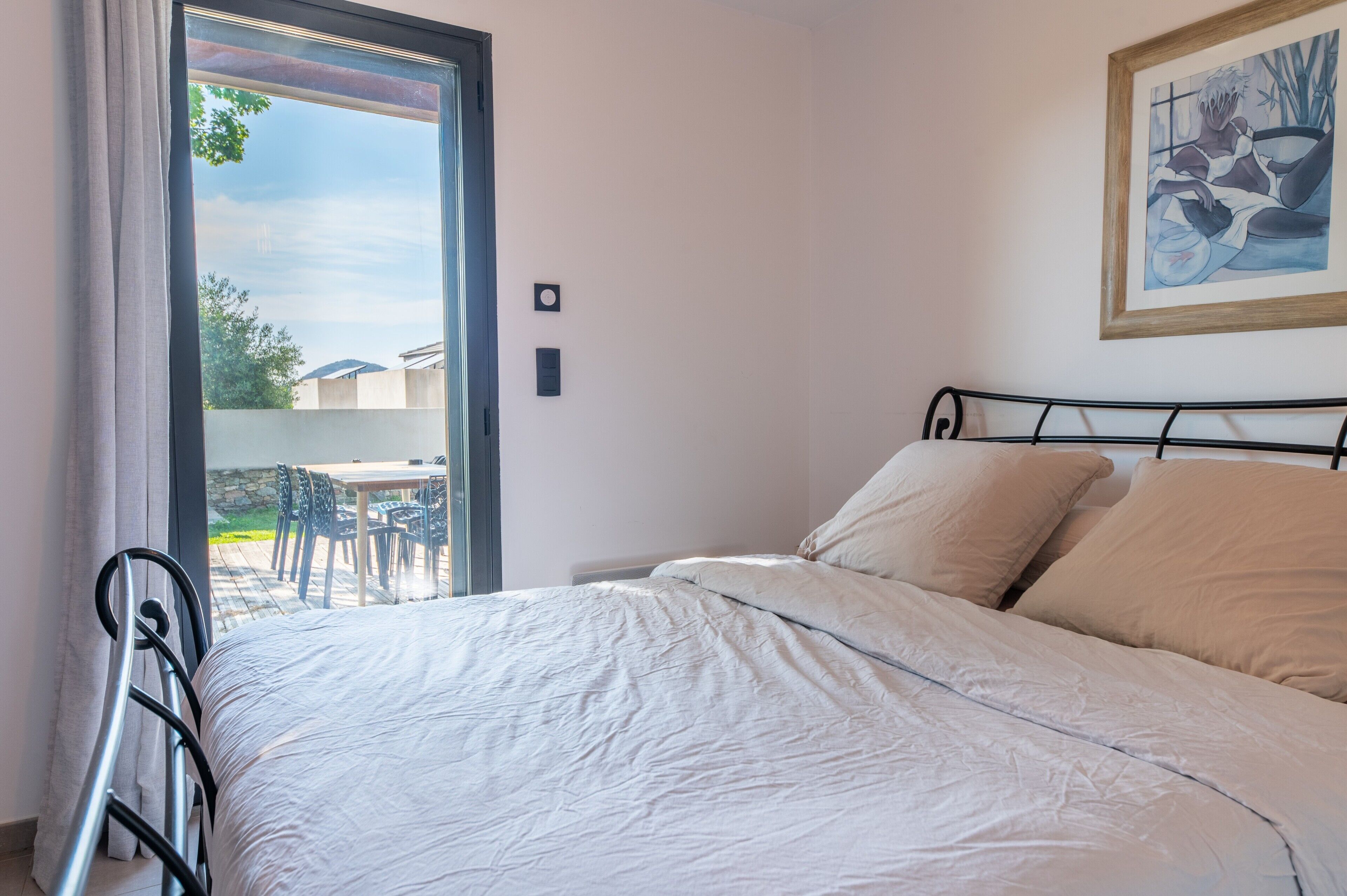 4 dormitorios, tabla de planchar con plancha, wifi gratis y ropa de cama