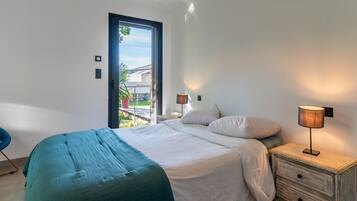 4 Schlafzimmer, Bügeleisen/Bügelbrett, kostenloses WLAN, Bettwäsche