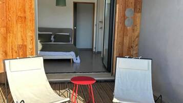 4 habitaciones, tabla de planchar con plancha y wifi gratis