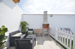 Terrace/patio - Holiday Home 'Casa Turquesa' with Private Pool, Wi-Fi and Air Conditioning (Conil de la Frontera)