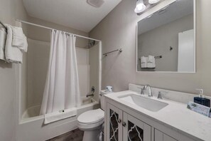Apartment, 2 Bedrooms, Patio, Beachside | Bathroom - Ocean Walk (North Myrtle Beach)