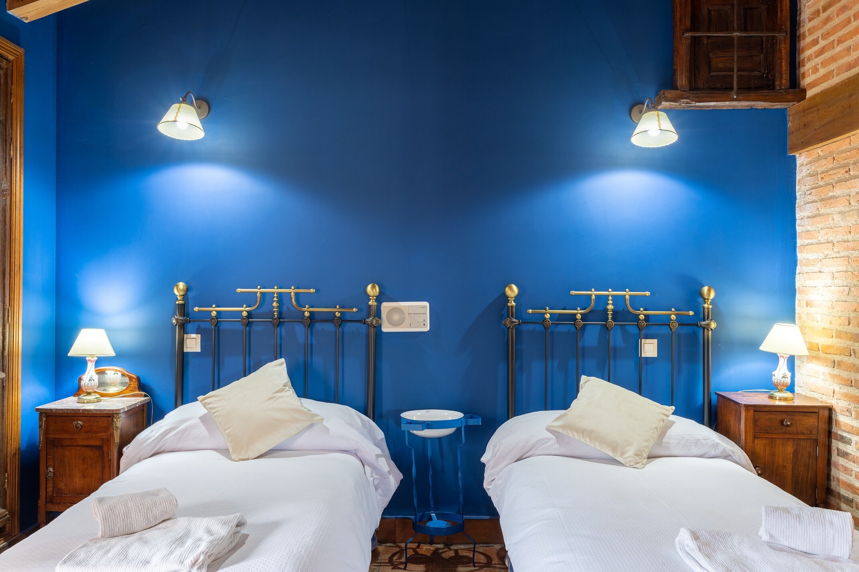 4 chambres, Wi-Fi gratuit, draps fournis