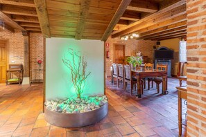 Interior - Country House 'La Tarja 2' with Private Garden and Wi-Fi (Martín Miguel)