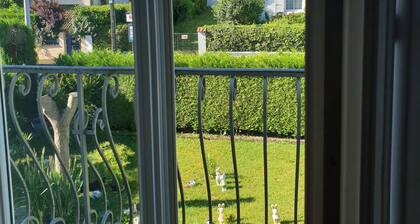 Maison d'hÎtes 'Chambre D'hÎtes 2 Prs Avec Balcon' avec vue sur montagne, terrasse partagée et Wi-Fi
