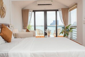 Premier Suite, Lake View