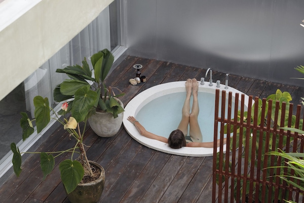 Apartemen Deluks, 1 kamar tidur | Bathtub spa pribadi
