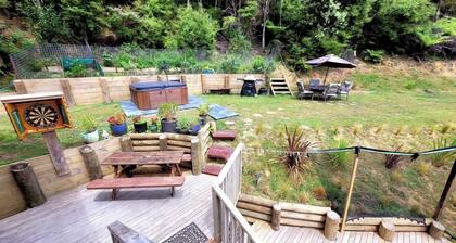 Lovely home on island paradise (School holiday and labour weekend special on now
