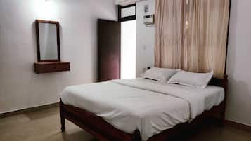 Deluxe Apartment, Balcony, Park View | 1 bilik tidur, langsir/tirai gelap terus, Wi-fi percuma