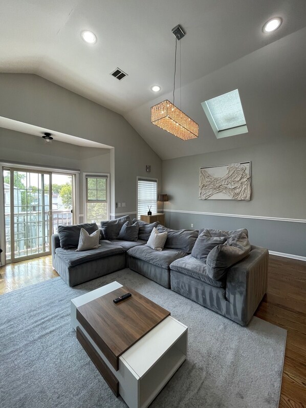 Älytelevisio, kirjoja