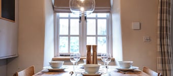 The Gamekeeper's Cottage-Stunning 2 Bed
