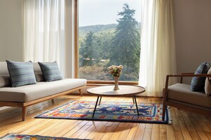 Edredón y artículos del minibar gratis 