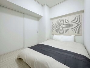 3 soverom, strykejern/-brett, wi-fi og sengetøy