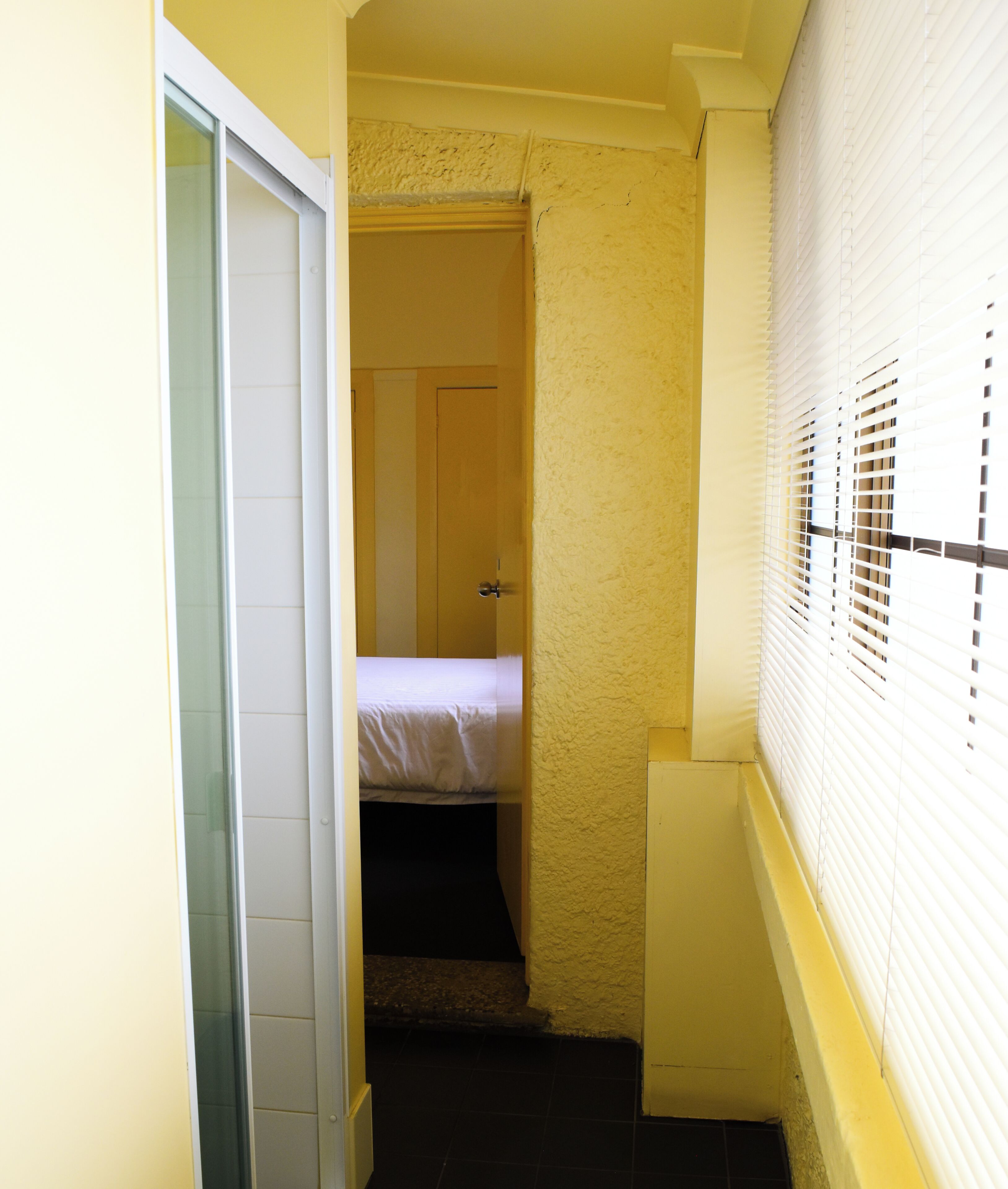 Classic Double Room, Private Bathroom | Bathroom shower
