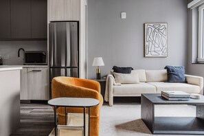 Télévision, chaîne hi-fi