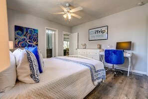 4 bedrooms, iron/ironing board, WiFi