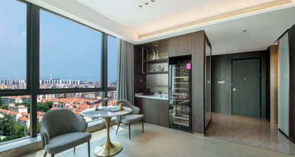 Meihua Airlines Theme Hotel