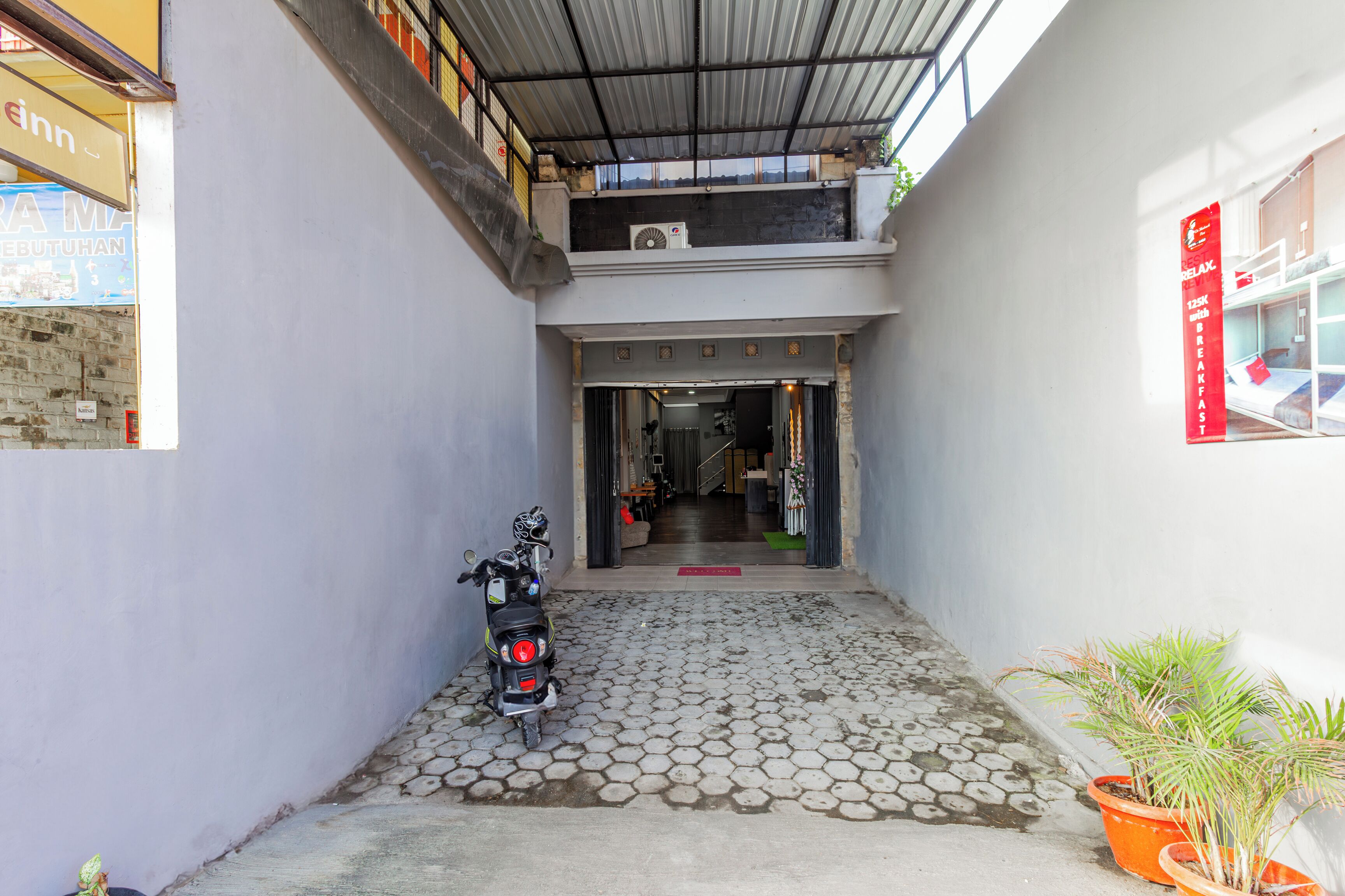 Mặt tiền nơi lưu trú
