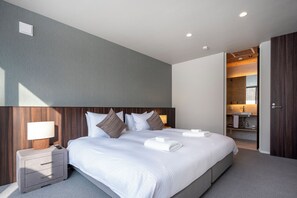 House, 3 Bedrooms | 3 bedrooms, in-room safe, free WiFi - Kumirin by H2 Life (Kutchan)