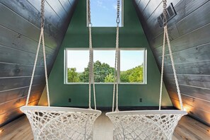 Interior - The Constellations - Romantic Cabins (Omaha)